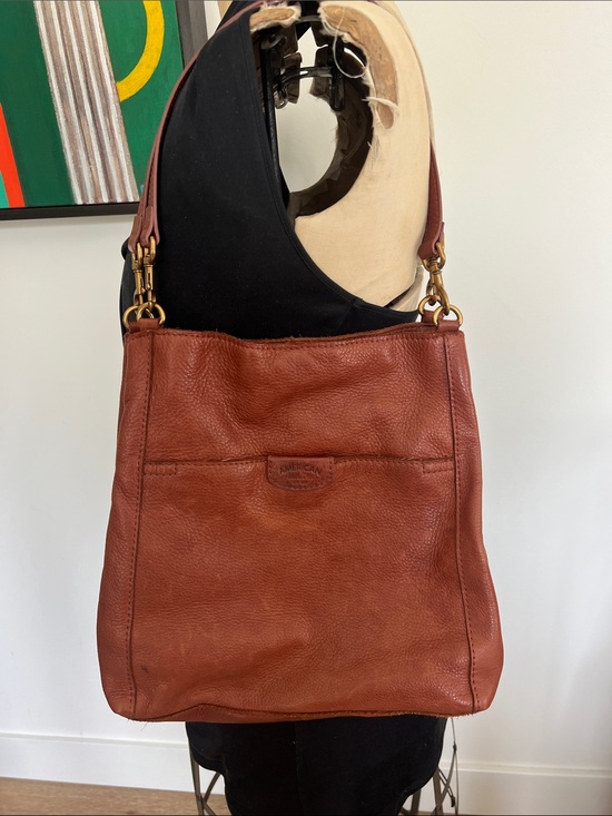 American Leather Co Handbags - American Vintage-Inspired Chestnut Brown Leather Shoulder Bag